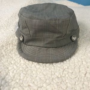 Roxy hat.
